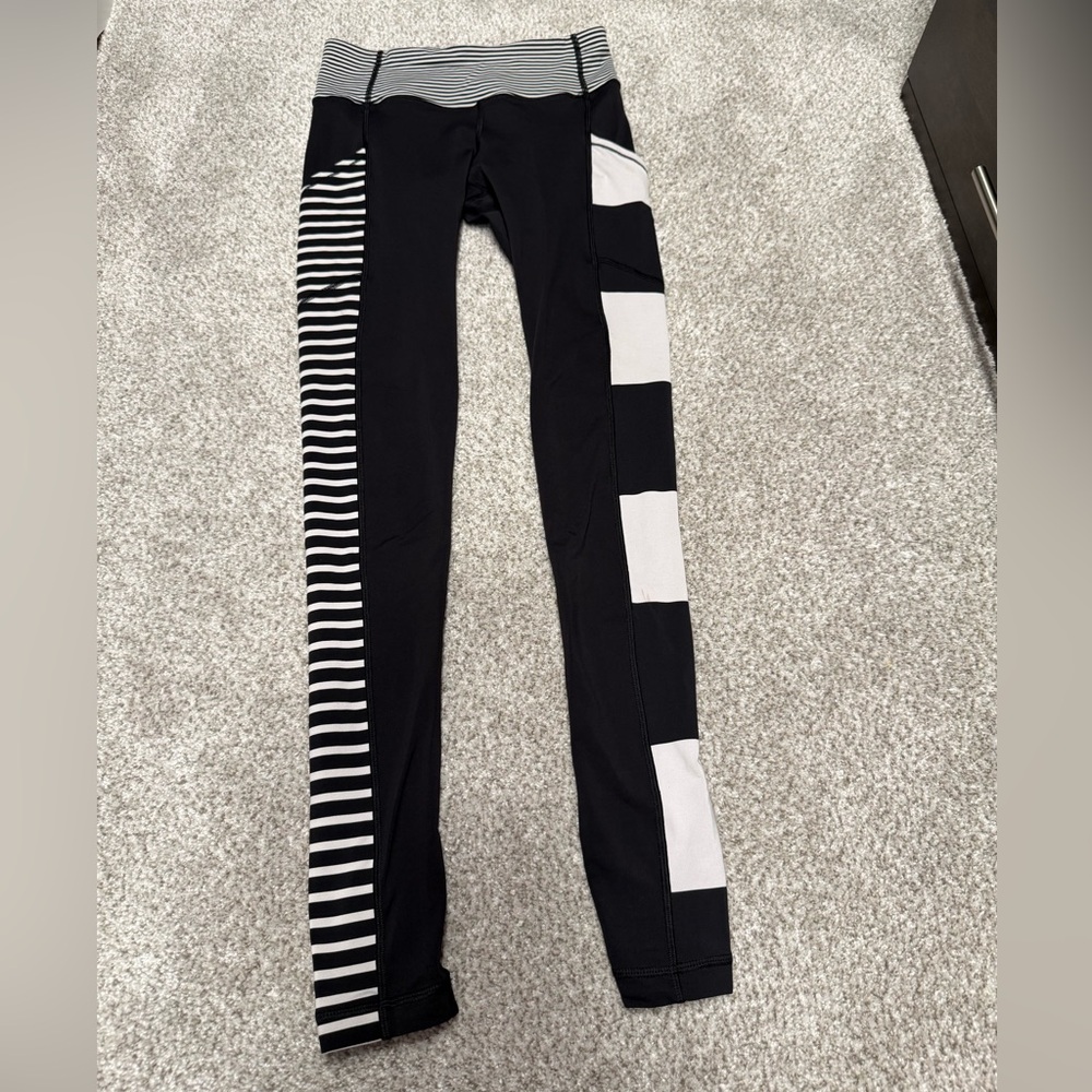 Lululemon Seawheeze speed tight